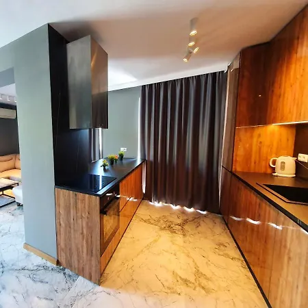 Atlantic Apartment *