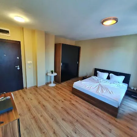 Atlantic Apartment
